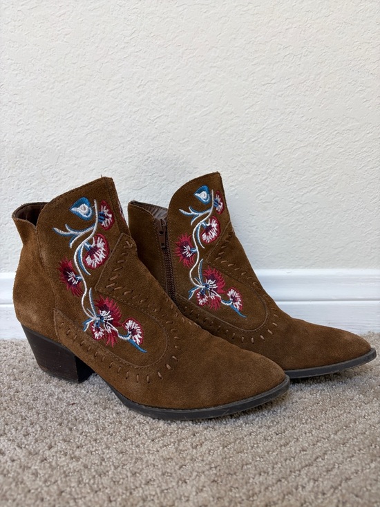 Carlos Santana Shoes - Carlos Santana Suede Western Bootie